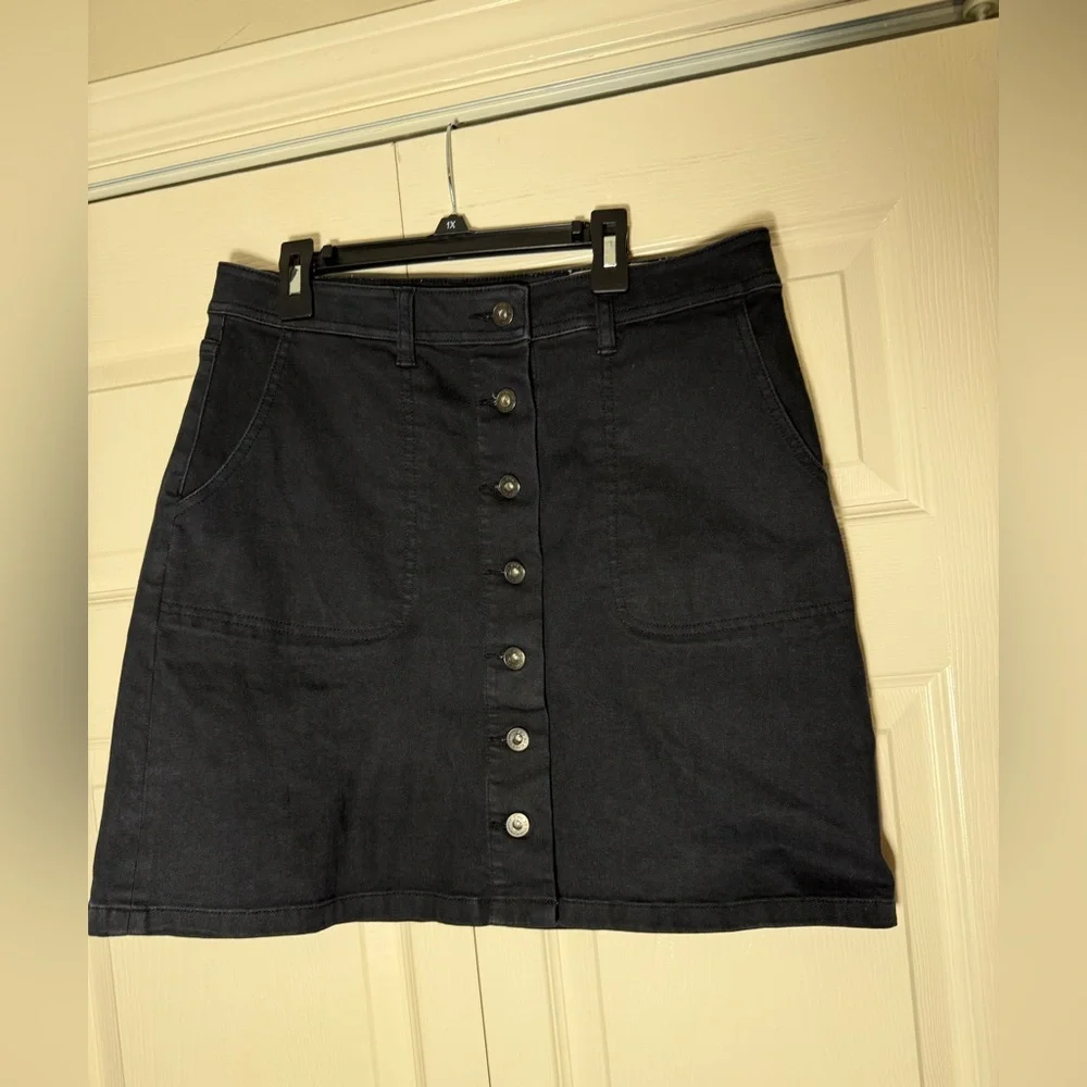 Two by‎ Vince Camuto Button Down Denim Skirt